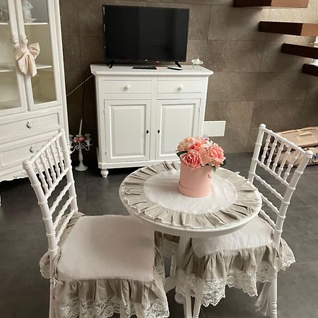 Appartamento Casa Di Laura Napoli Esterno foto